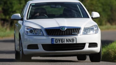 Skoda Octavia front cornering