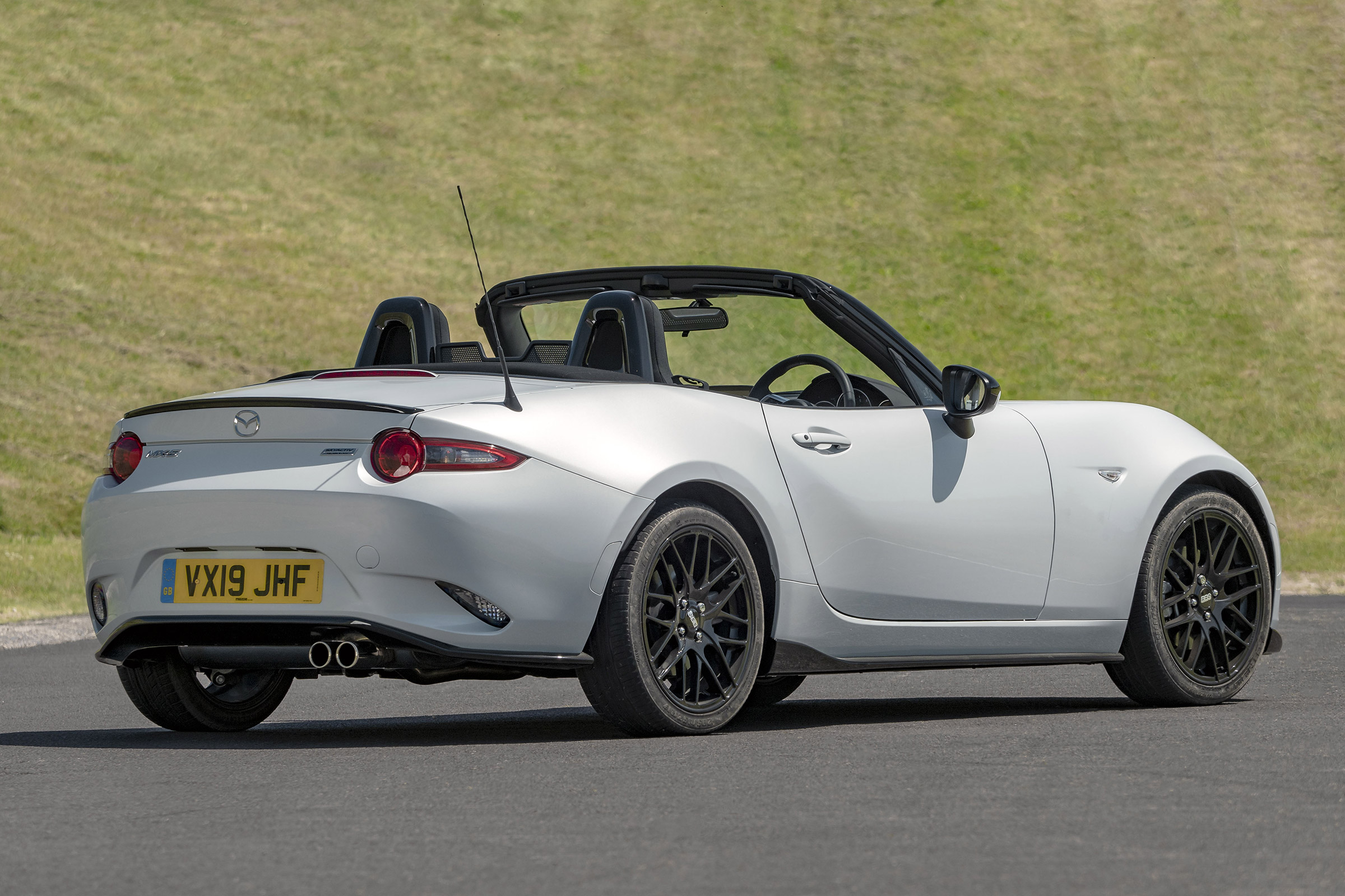 New Mazda Mx 5 Cup And Design Styling Packs Released Auto Express