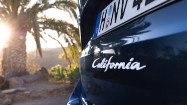 Volkswagen California Concept - rear badge