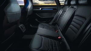 Volkswagen Arteon R Shooting Brake - rear seats