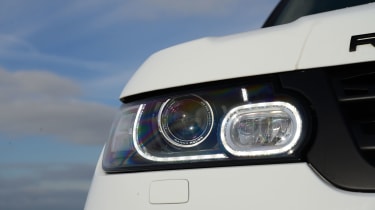Range Rover Sport - front lights
