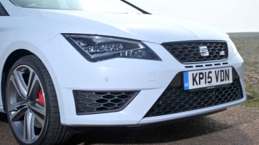 SEAT Leon Cupra ST - front