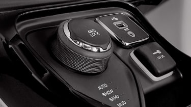 2017 Jeep Compass - centre console dials