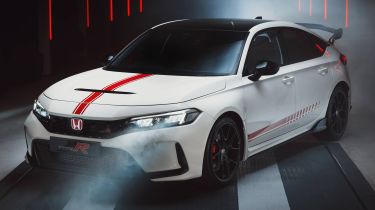 Honda Civic Type R Ultimate Edition - front 3/4