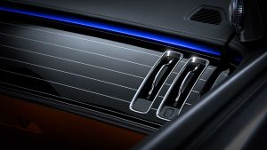 Mercedes%20S-Class%20interior%20details-5.jpg