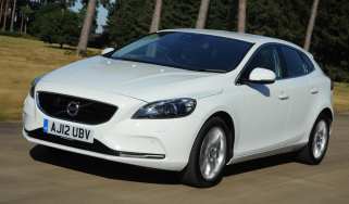 Volvo V40 front tracking