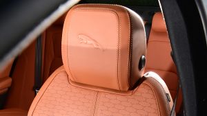 Jaguar XF facelift - seat detail