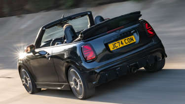 MINI John Cooper Works Cabriolet - front action