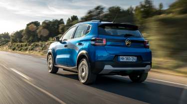 Citroen e-C3 - rear tracking