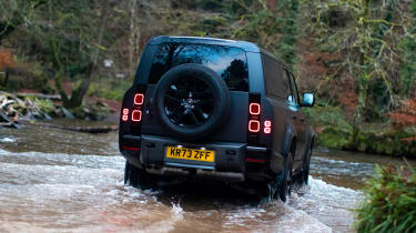Land Rover Defender 130 Outbound D300 AWD - off-roading rear