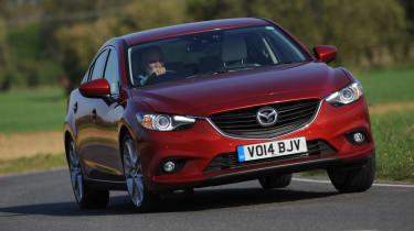 Mazda 6 saloon 2.2D Sport Nav front action