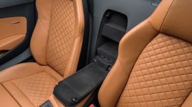 Audi R8 Spyder V10 plus - leather seats