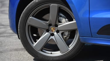 Porsche Macan - wheel