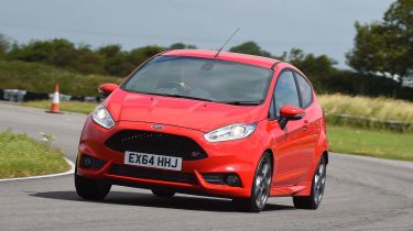 Ford Fiesta ST - front cornering