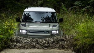 Land Rover Defender P400e PHEV - front water