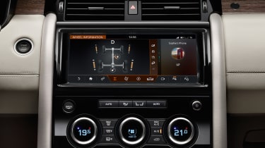 Land Rover Discovery 2017 - official incontrol touch pro 3