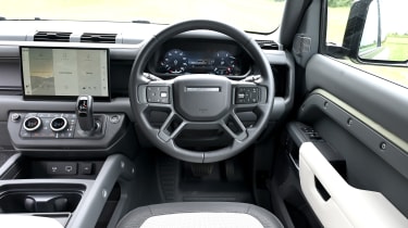 Land Rover Defender - dashboard