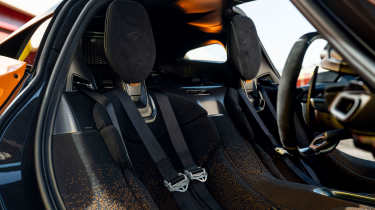 McLaren W1 - seats
