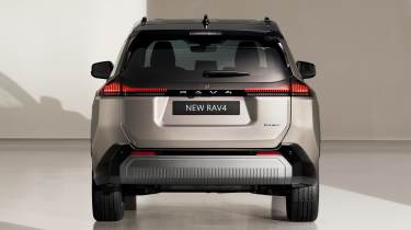 Toyota RAV4 - full rear