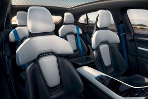 Porsche Mission E Cross Turismo - seats