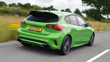 Ford Focus ST - rear tracking