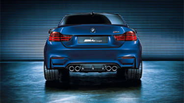 BMW M4 rear tracking