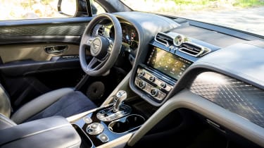 Bentley Bentayga V8 S - cabin