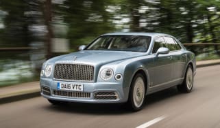 Bentley Mulsanne 2016 - header