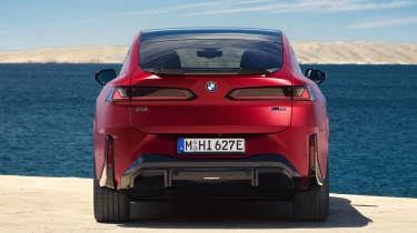 BMW iX4 M60 - full rear