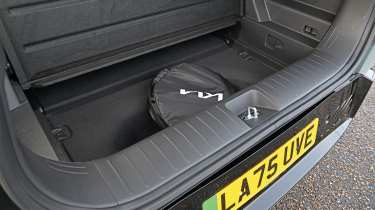 Kia EV5 - cable storage