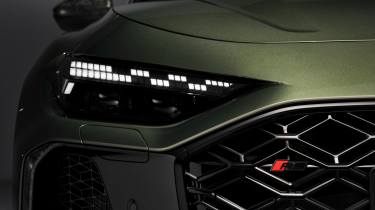 Audi RS 5 - front light