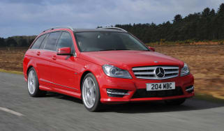 Mercedes C-Class Estate front tracking