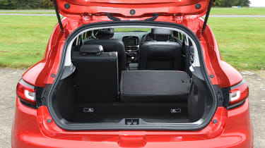 Renault Clio - boot