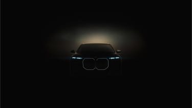 BMW i7 teaser image 1