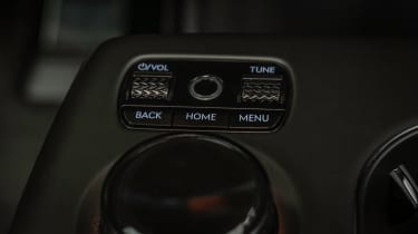 Genesis GV60 Magma - buttons
