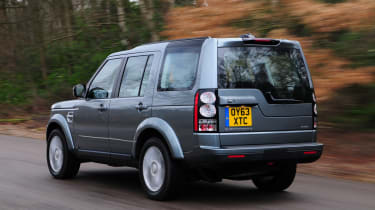 Land Rover Discovery 2014 rear tracking