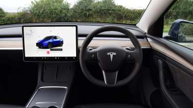 Tesla Model Y - interior 