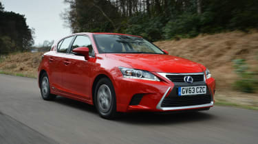 Lexus CT 200h front tracking