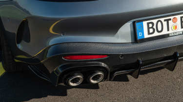 BRABUS 750 GT - exhaust