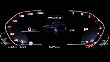 BMW M340i xDrive - dials