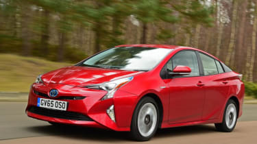 Toyota Prius - front