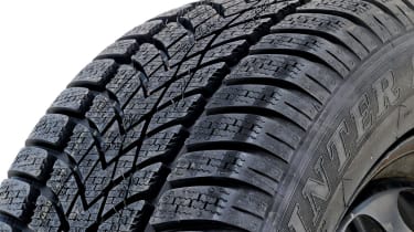 Dunlop SP Winter Sport 4D