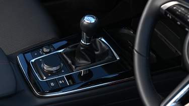 Mazda CX30 - gearstick