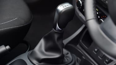 Dacia Duster automatic 2017 - gearlever