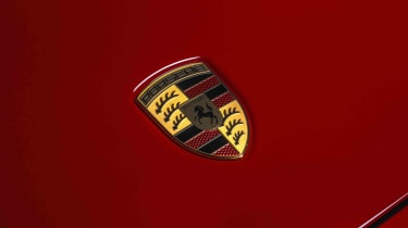 Porsche 911 Cabriolet - Porsche emblem detail