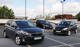 Kia Carens vs rivals