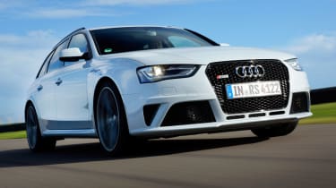 Audi RS4 front tracking