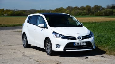 Toyota Verso 1 6 D 4d 2014 Review Auto Express