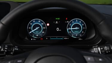 Vauxhall Corsa vs Hyundai i20 - Hyundai digital dash