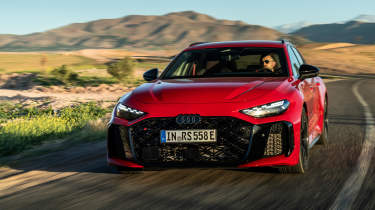 Audi RS 5 Avant - front action